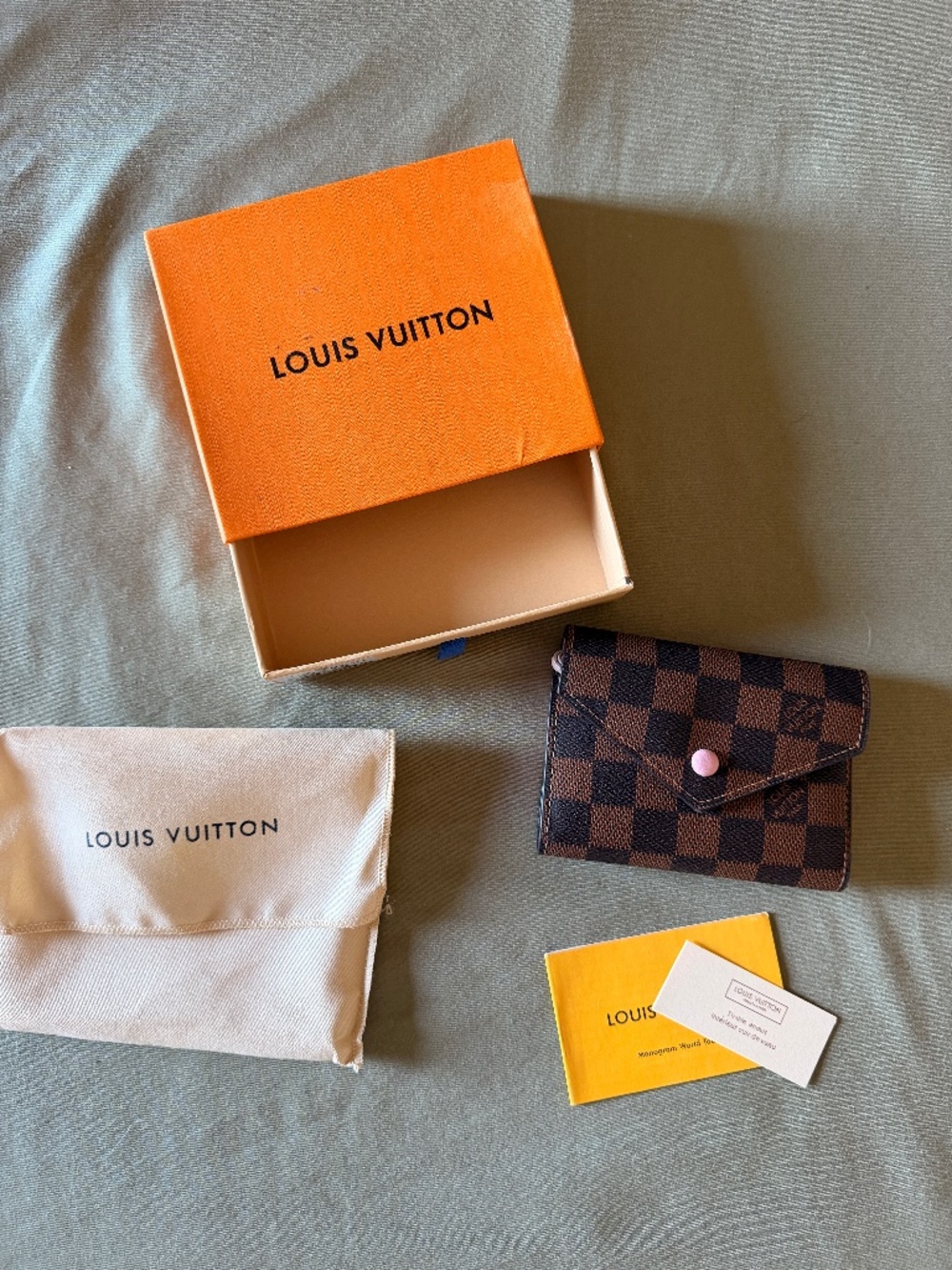 Louis Vuitton Victorine Damier Ebene Rose Ballerine